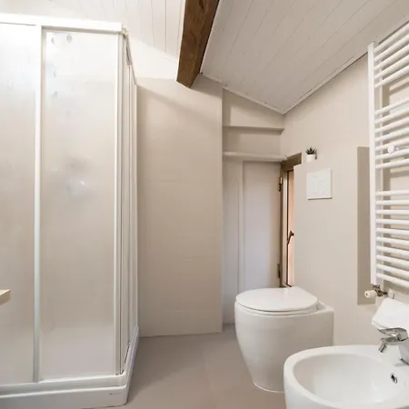 Suite649 Guest house *